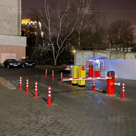 Супермаркет САНТА и БЦ, ул.В.Хоружей, 25